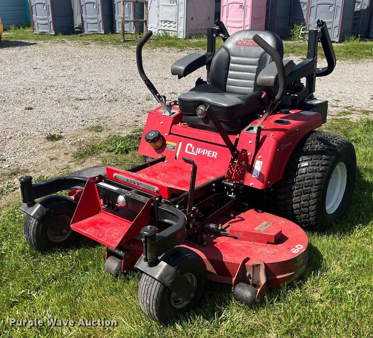 image for item EK8552 2014 Country Clipper 3560KAT-1510 ZTR lawn mower