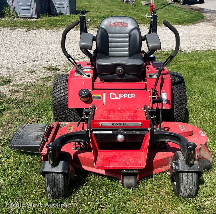 image for item EK8552 2014 Country Clipper 3560KAT-1510 ZTR lawn mower