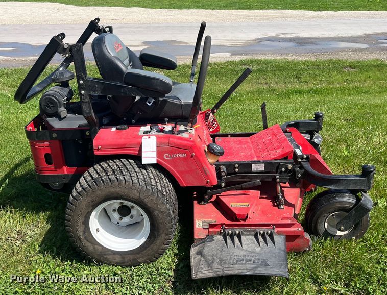 image for item EK8552 2014 Country Clipper 3560KAT-1510 ZTR lawn mower