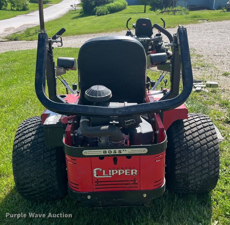 image for item EK8552 2014 Country Clipper 3560KAT-1510 ZTR lawn mower