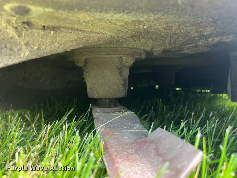 image for item EK8552 2014 Country Clipper 3560KAT-1510 ZTR lawn mower