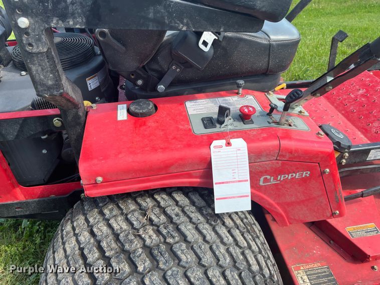 image for item EK8552 2014 Country Clipper 3560KAT-1510 ZTR lawn mower