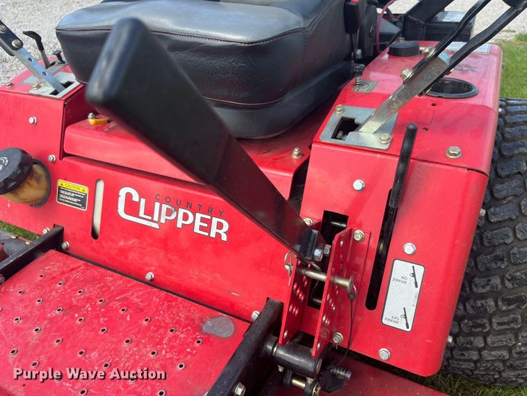 image for item EK8552 2014 Country Clipper 3560KAT-1510 ZTR lawn mower