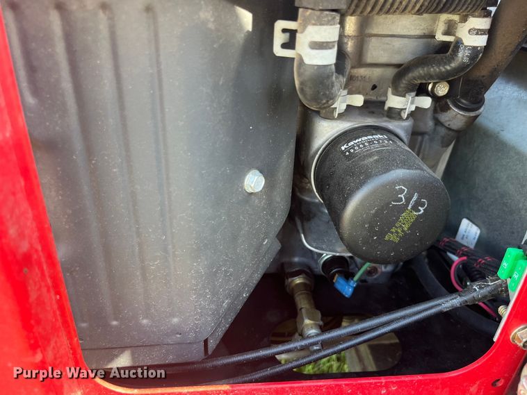 image for item EK8552 2014 Country Clipper 3560KAT-1510 ZTR lawn mower