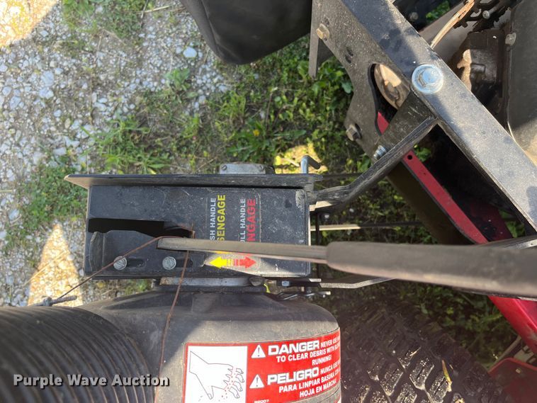 image for item EK8553 2017 Country Clipper 2460KAT-465 ZTR lawn mower