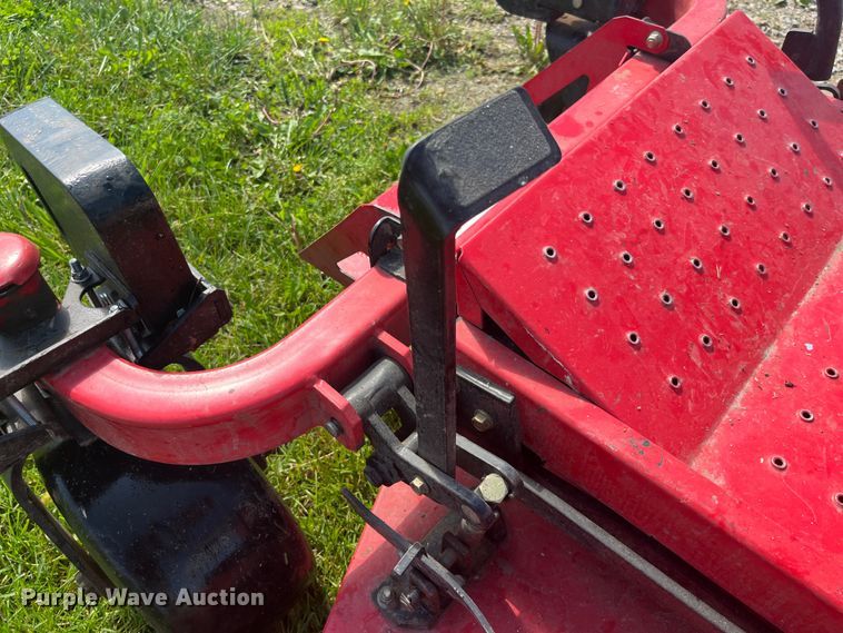 image for item EK8553 2017 Country Clipper 2460KAT-465 ZTR lawn mower