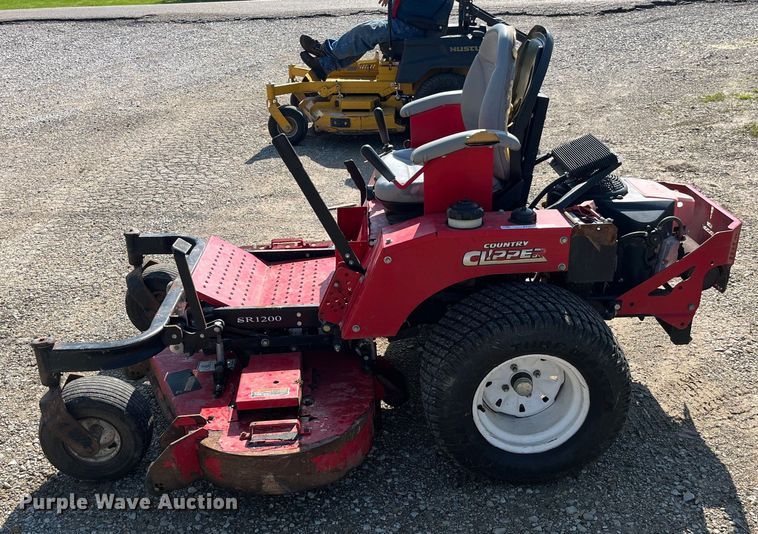 image for item EK8555 Country Clipper SR1200 ZTR lawn mower