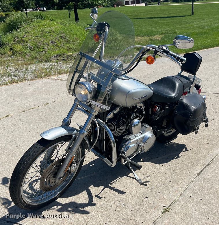 image for item EK8584 2004 Harley Davidson  1200 Sportster Custom motorcycle