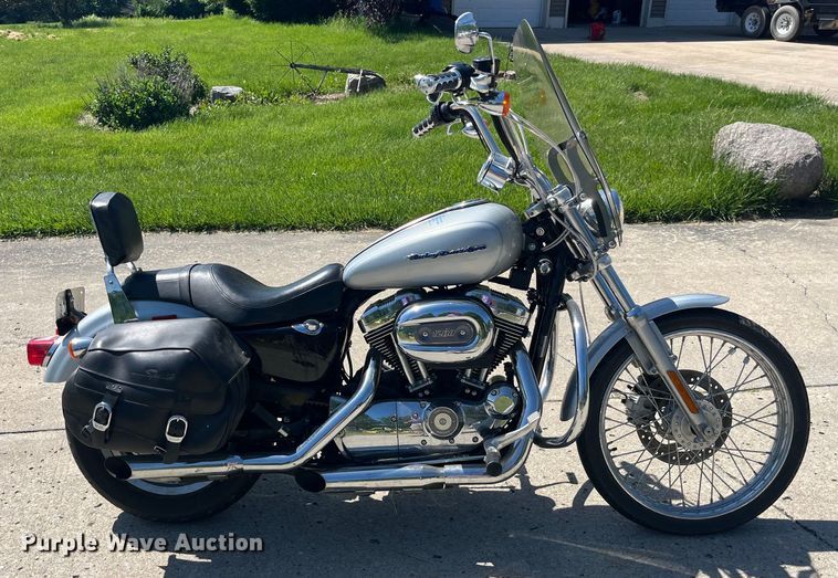 image for item EK8584 2004 Harley Davidson  1200 Sportster Custom motorcycle