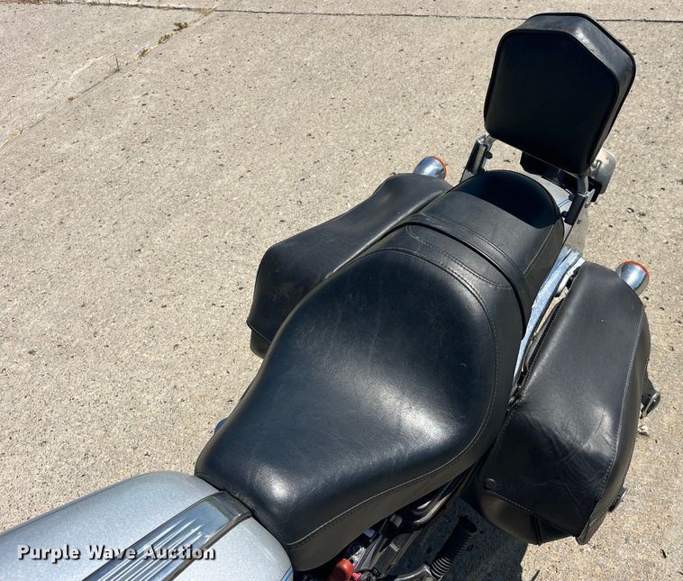 image for item EK8584 2004 Harley Davidson  1200 Sportster Custom motorcycle