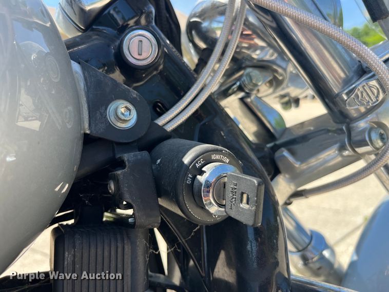 image for item EK8584 2004 Harley Davidson  1200 Sportster Custom motorcycle