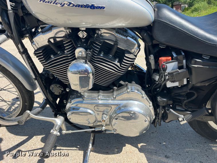 image for item EK8584 2004 Harley Davidson  1200 Sportster Custom motorcycle