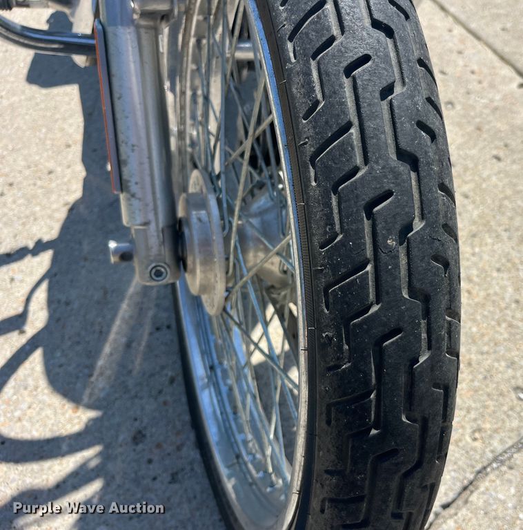 image for item EK8584 2004 Harley Davidson  1200 Sportster Custom motorcycle