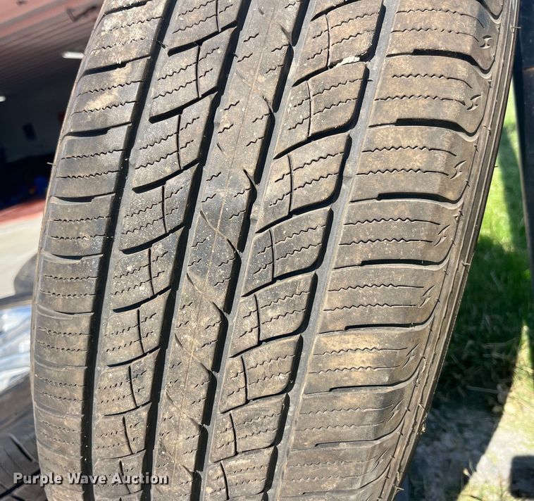 image for item EK8586 Tires and wheels