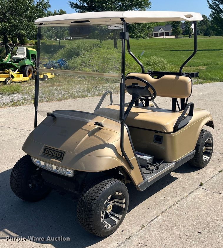 image for item EK8589 EZGO golf cart