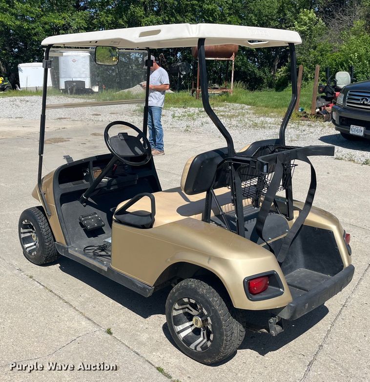 image for item EK8589 EZGO golf cart