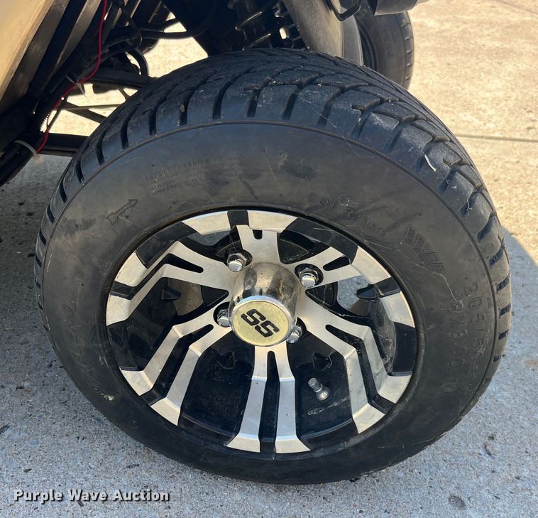 image for item EK8589 EZGO golf cart