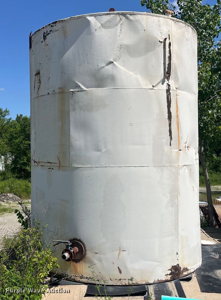 image for item EK8590 Fuel tank