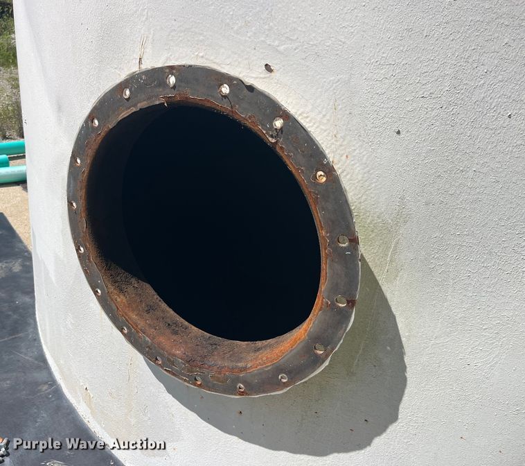 image for item EK8590 Fuel tank