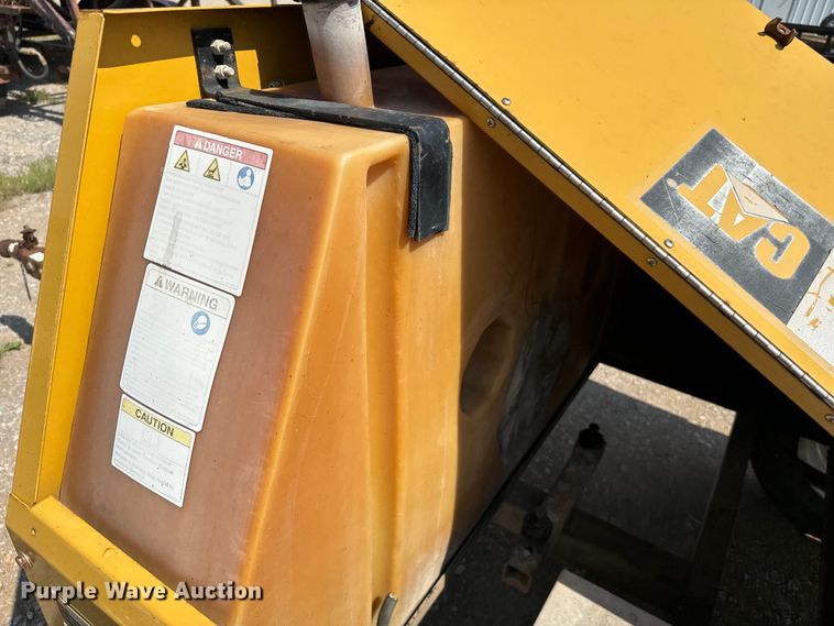 image for item IE9014 Caterpillar WCW204MH light plant