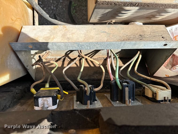 image for item IE9014 Caterpillar WCW204MH light plant