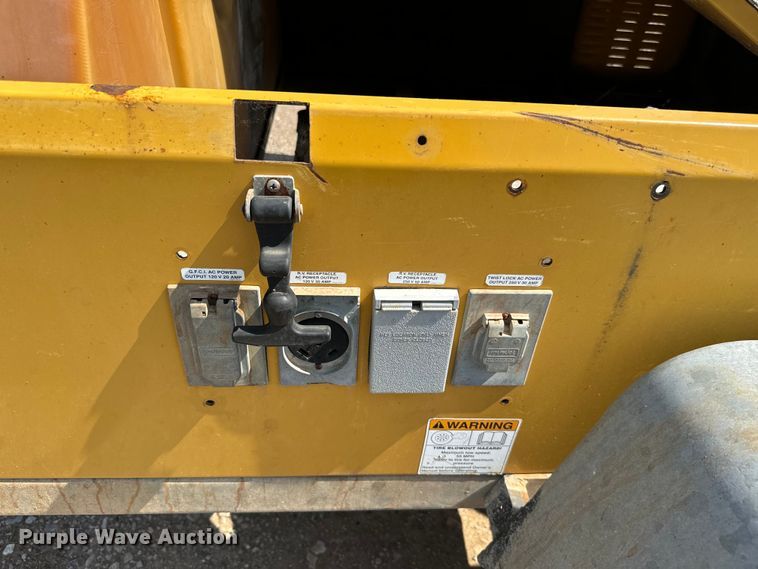 image for item IE9014 Caterpillar WCW204MH light plant