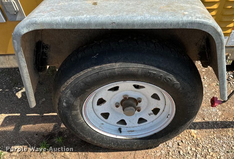 image for item IE9014 Caterpillar WCW204MH light plant