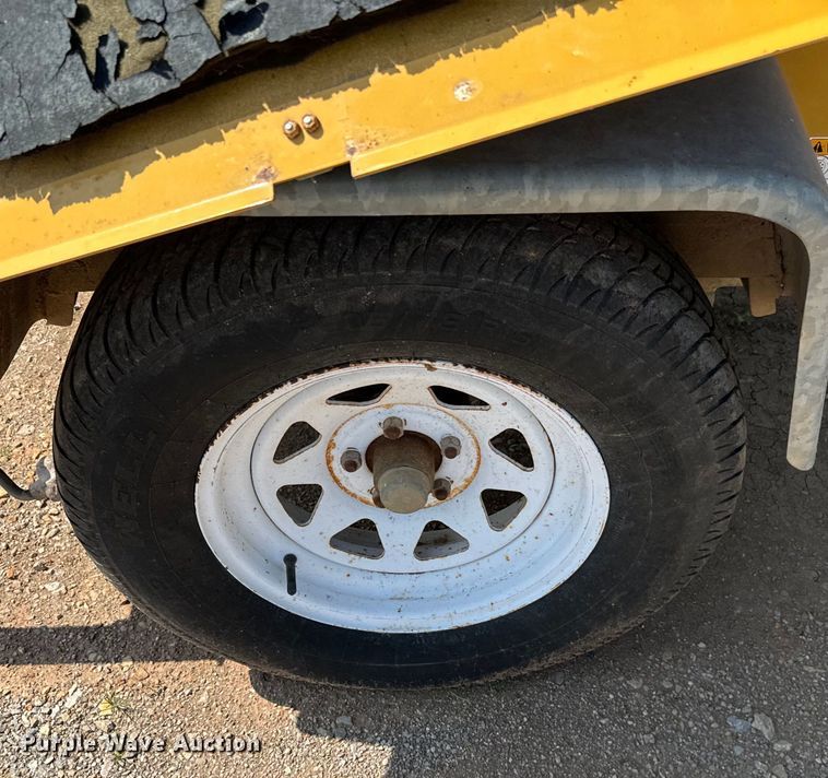 image for item IE9014 Caterpillar WCW204MH light plant