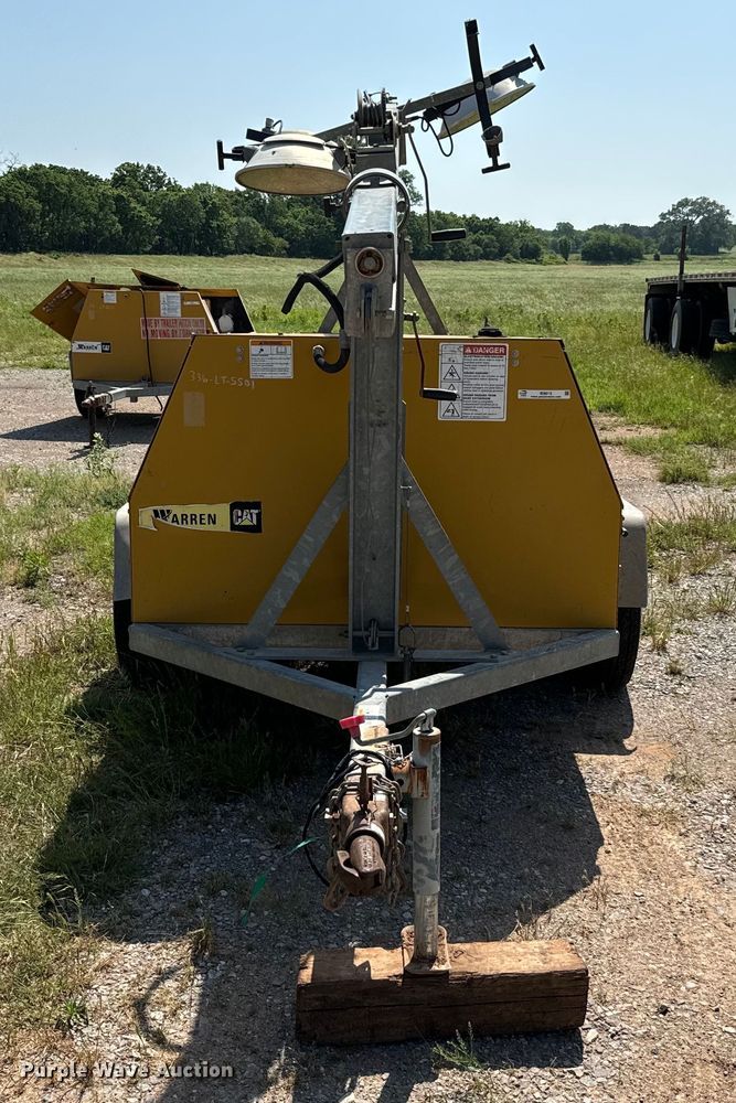 image for item IE9015 Caterpillar WCW204MH light plant