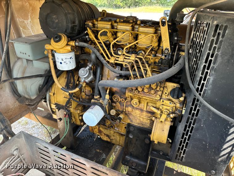 image for item IE9015 Caterpillar WCW204MH light plant