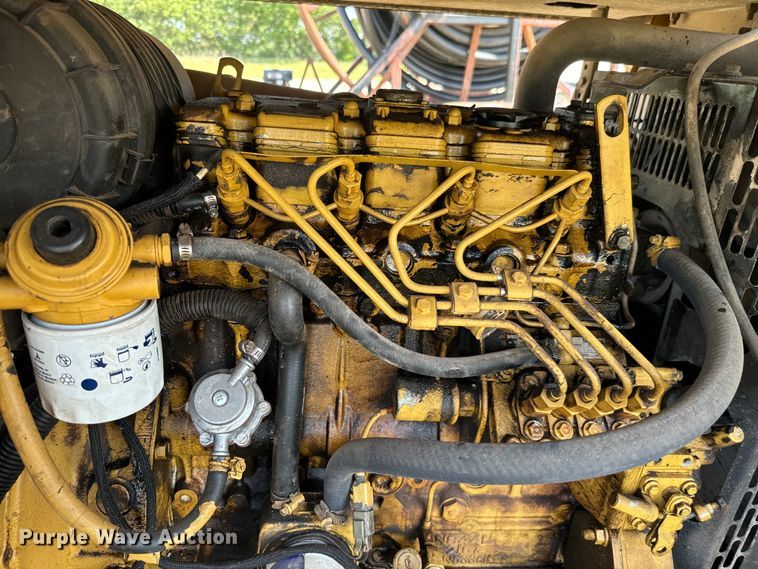 image for item IE9015 Caterpillar WCW204MH light plant