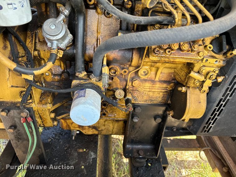 image for item IE9015 Caterpillar WCW204MH light plant