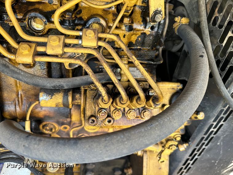 image for item IE9015 Caterpillar WCW204MH light plant