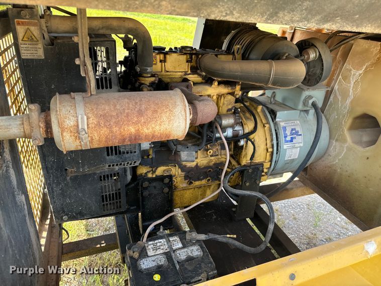 image for item IE9015 Caterpillar WCW204MH light plant