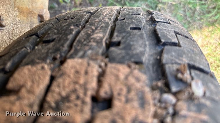 image for item IE9015 Caterpillar WCW204MH light plant