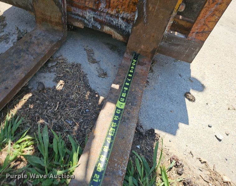 image for item IO9924 Toyota 40-3FGC20 forklift