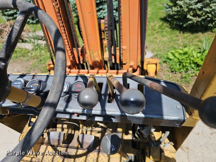 image for item IO9924 Toyota 40-3FGC20 forklift