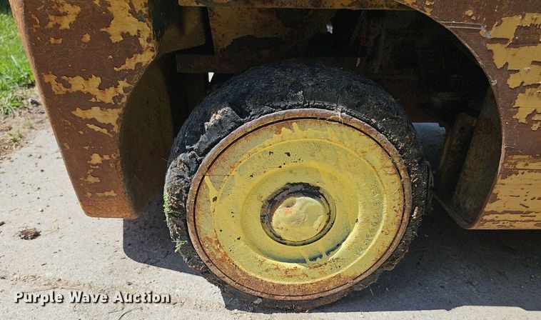 image for item IO9924 Toyota 40-3FGC20 forklift