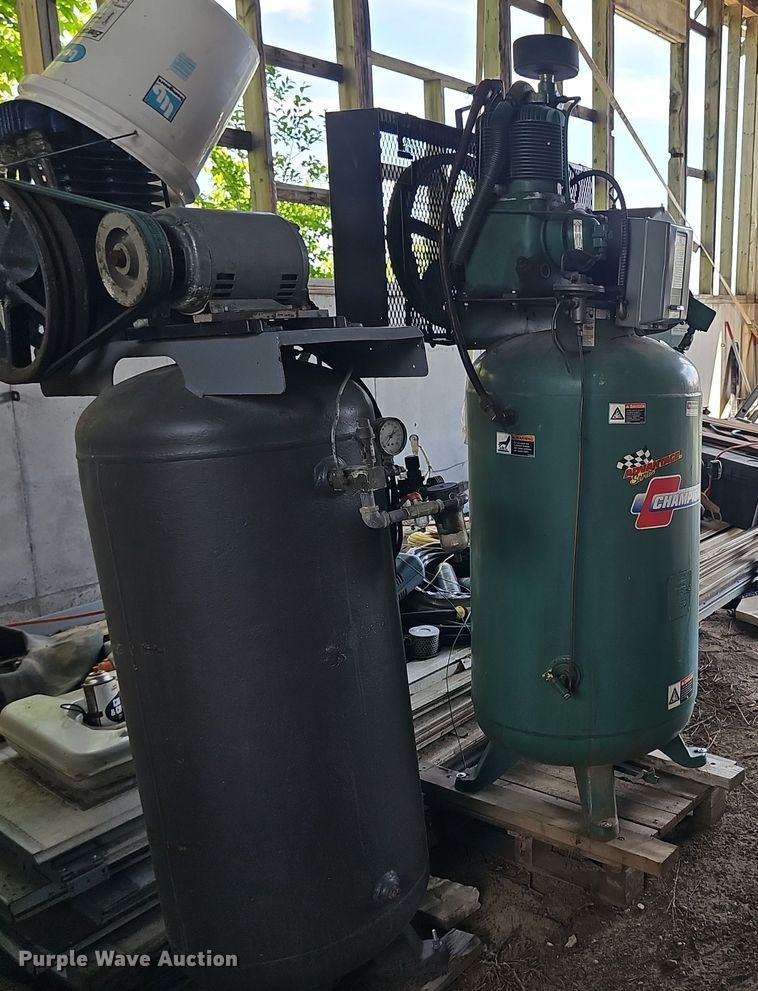 image for item IO9925 2001 Champion Advantage Series air compressor