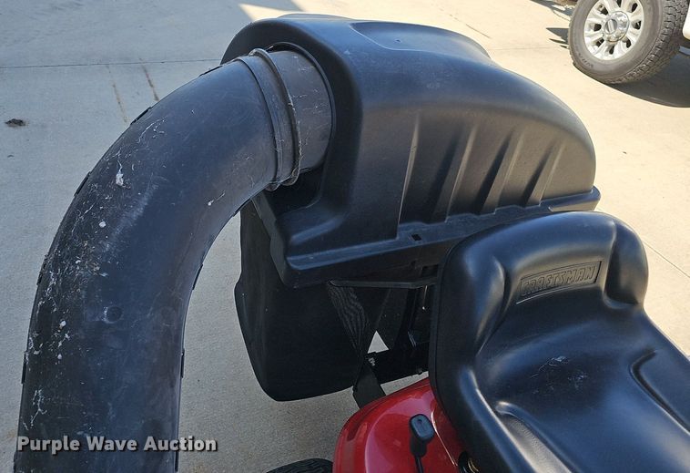 image for item IO9933 2014 Craftsman 247.203721 lawn mower