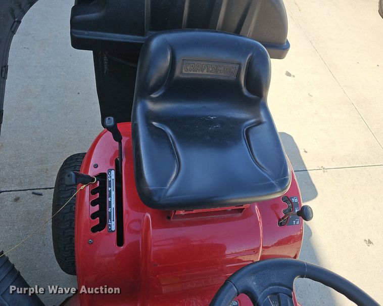 image for item IO9933 2014 Craftsman 247.203721 lawn mower