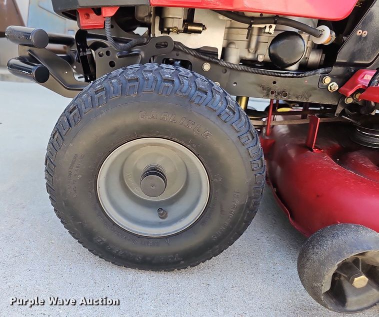 image for item IO9933 2014 Craftsman 247.203721 lawn mower