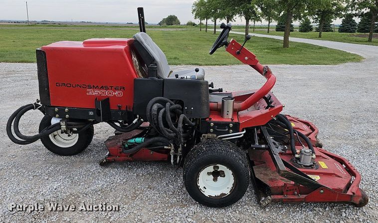 image for item IO9943 Toro  Groundmaster 3500D Sidewinder lawn mower