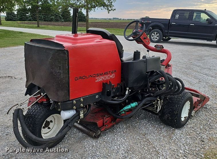 image for item IO9943 Toro  Groundmaster 3500D Sidewinder lawn mower