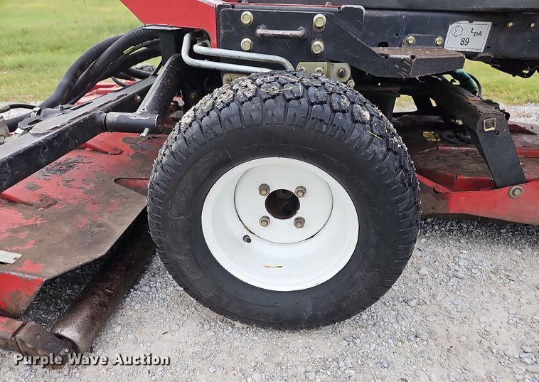 image for item IO9943 Toro  Groundmaster 3500D Sidewinder lawn mower