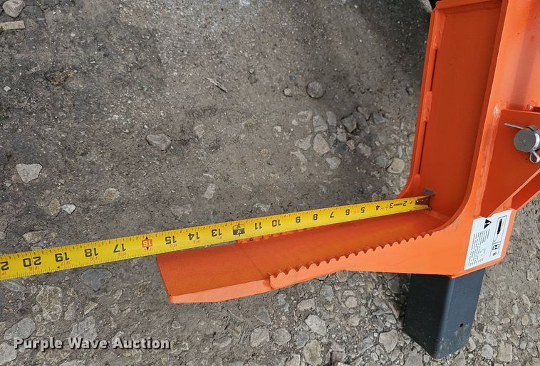 image for item IO9963 2023 Raytree RMTG70 tire grabber