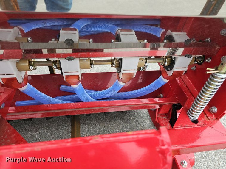 image for item IO9966 2024 AGT STSD10 seeder