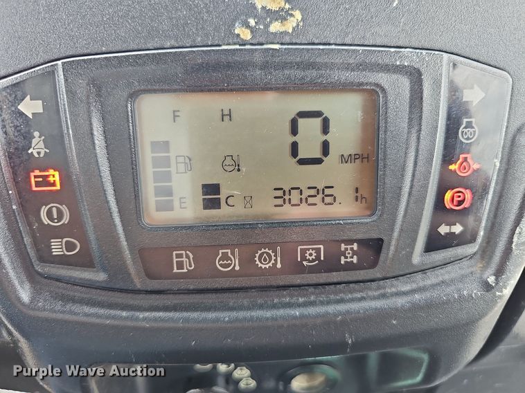 image for item IO9967 2018 Kubota TV X1140 utility vehicle