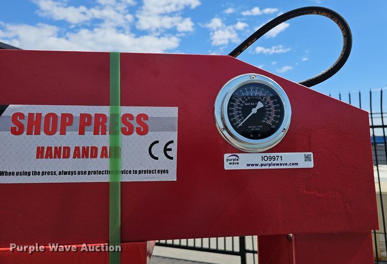 image for item IO9971 100 ton shop press