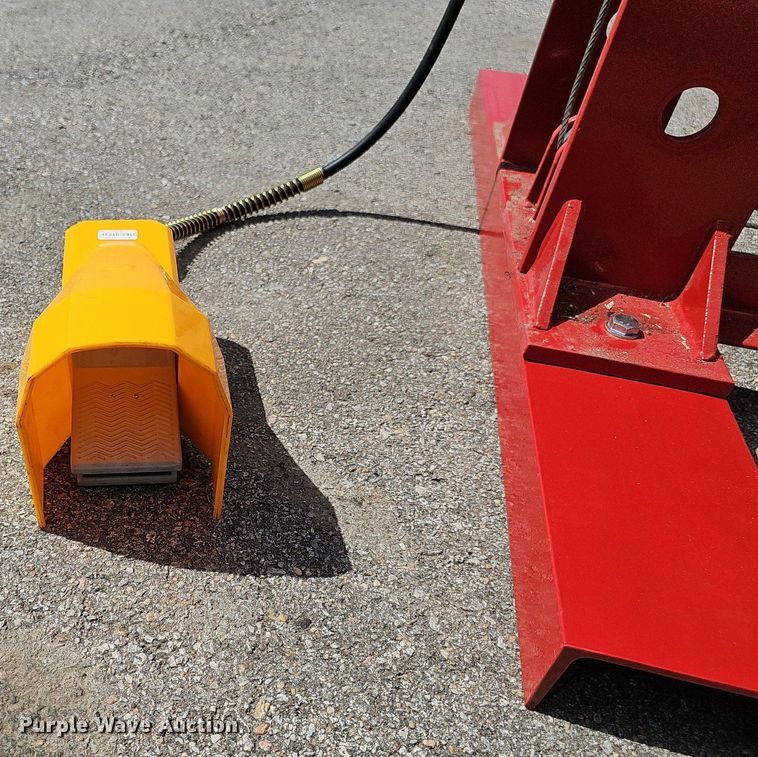 image for item IO9971 100 ton shop press